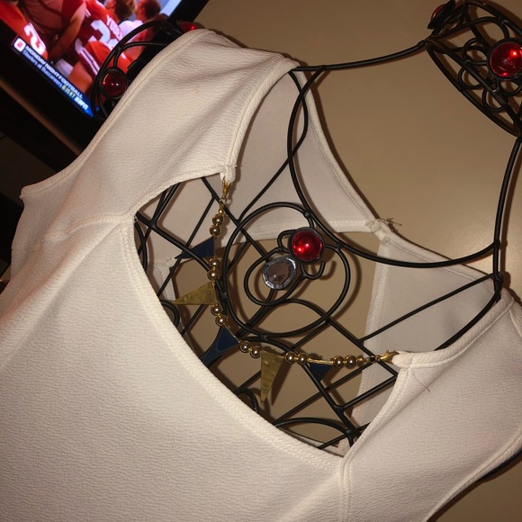 Dress - Picture 4 of 4